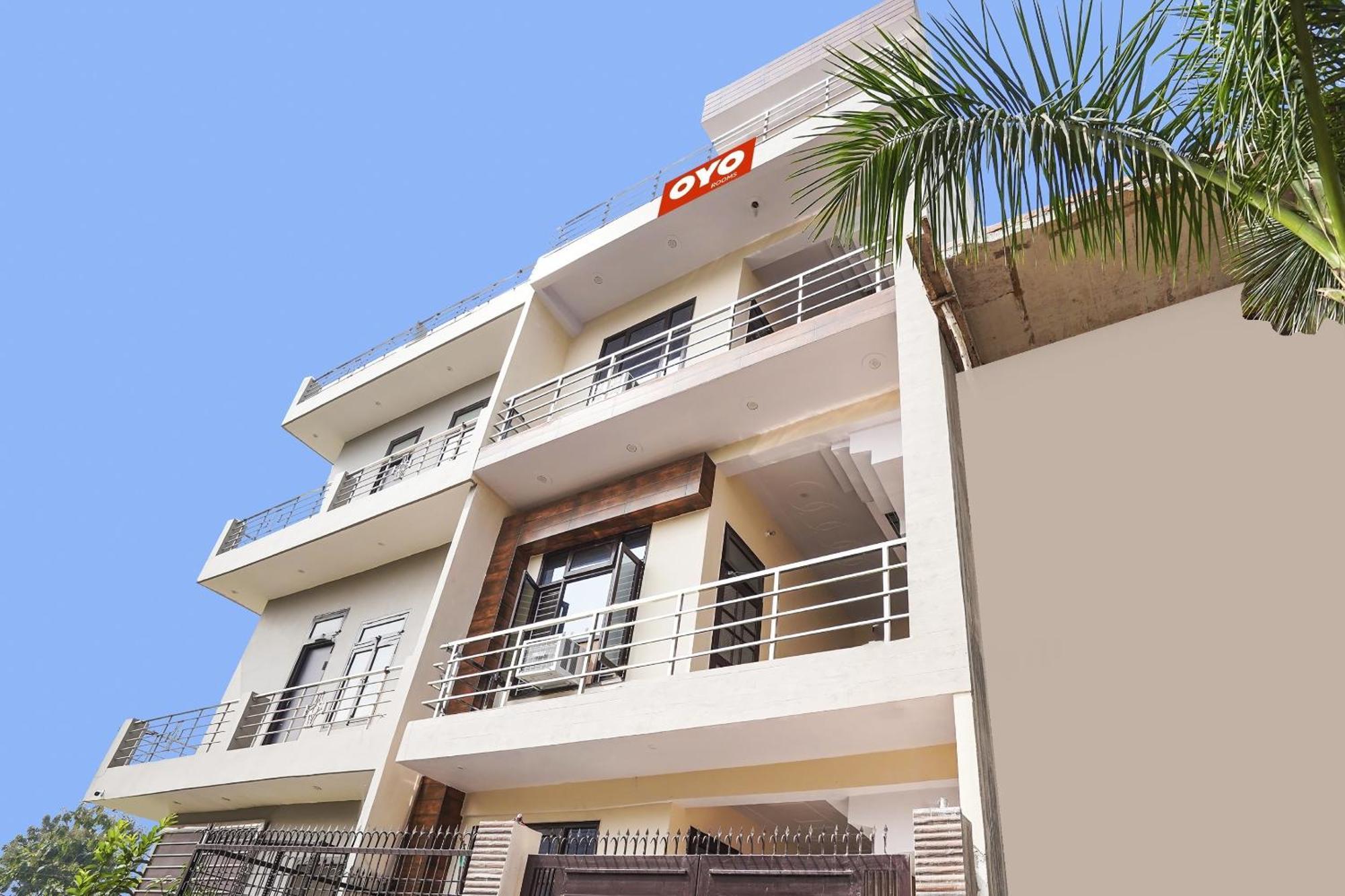 Hotel O Ayurma Inn Chinhat ภายนอก รูปภาพ