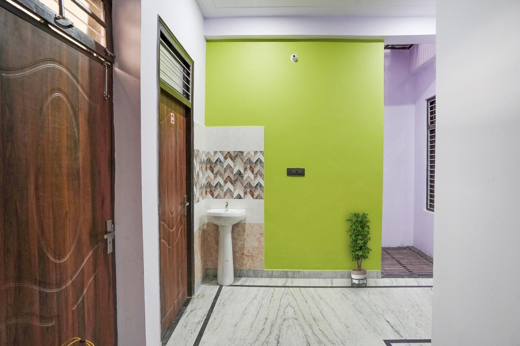 Hotel O Ayurma Inn Chinhat ภายนอก รูปภาพ