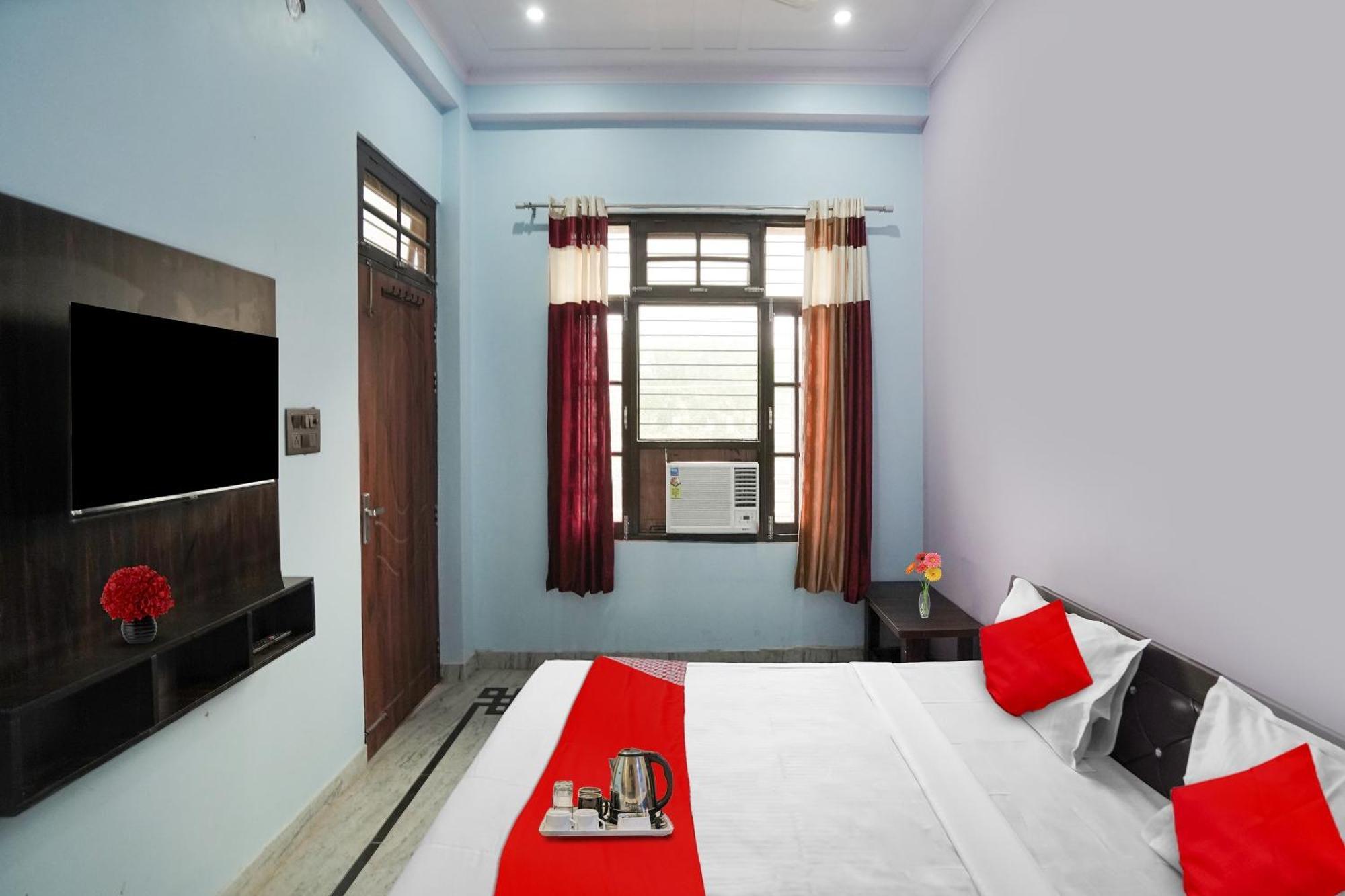 Hotel O Ayurma Inn Chinhat ภายนอก รูปภาพ