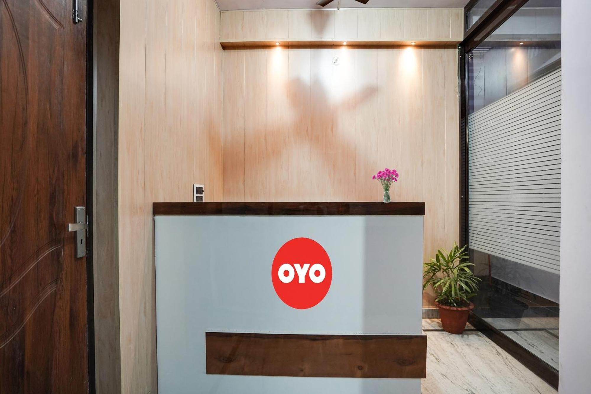 Hotel O Ayurma Inn Chinhat ภายนอก รูปภาพ